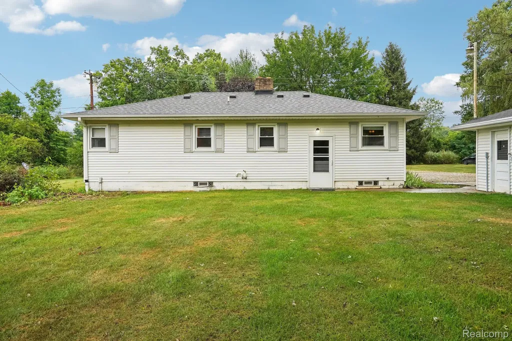 1909 Pero Lake Road Oregon Township MI 48446