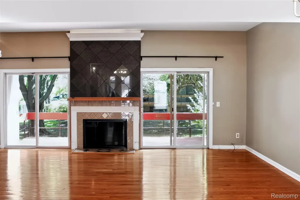 7364 Balsam Court Unit 32 West Bloomfield Charter Township MI 48322