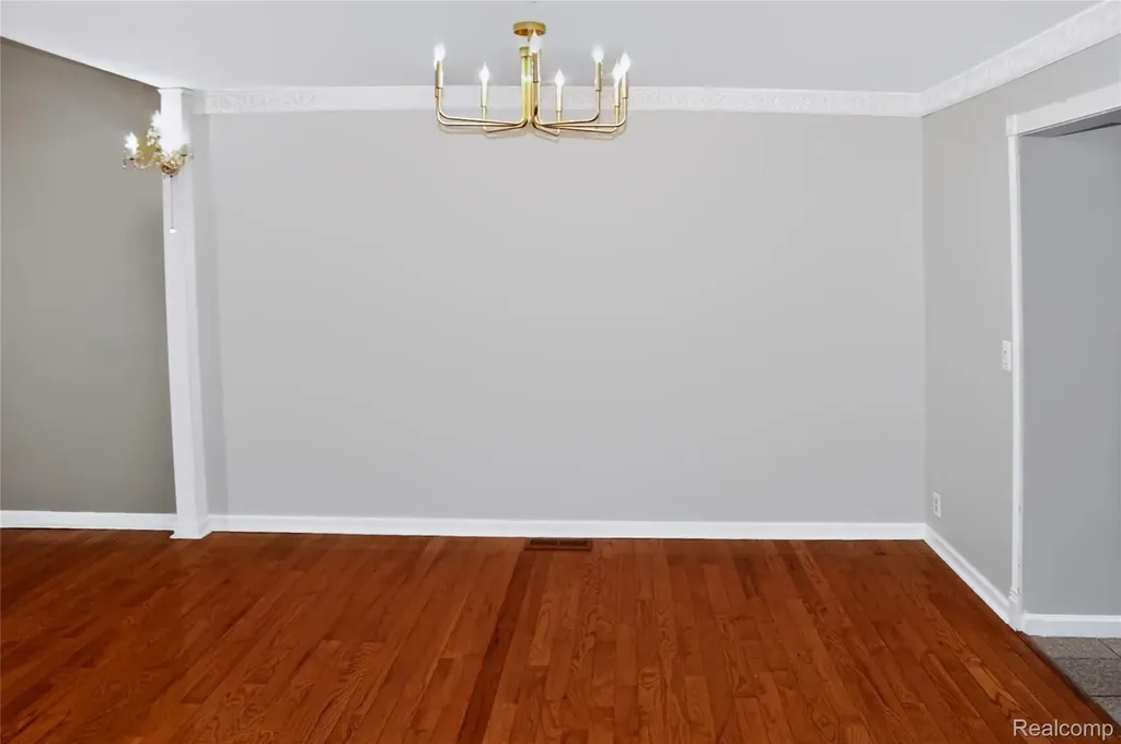 7364 Balsam Court Unit 32 West Bloomfield Charter Township MI 48322