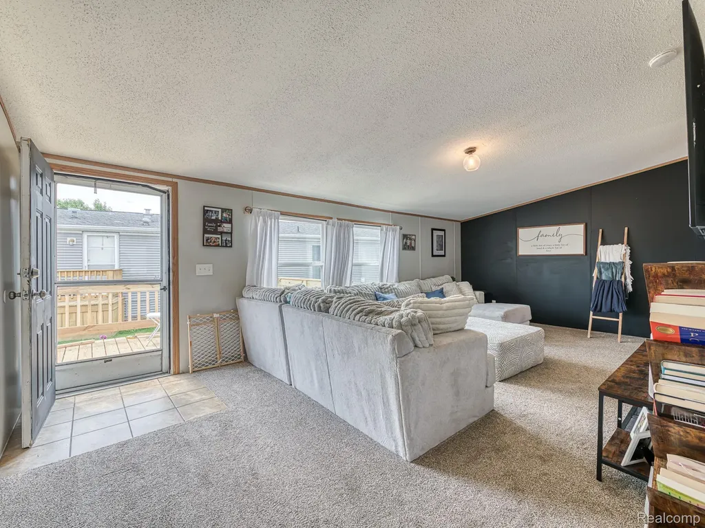 938 Tanner Landing Raisinville Township MI 48161