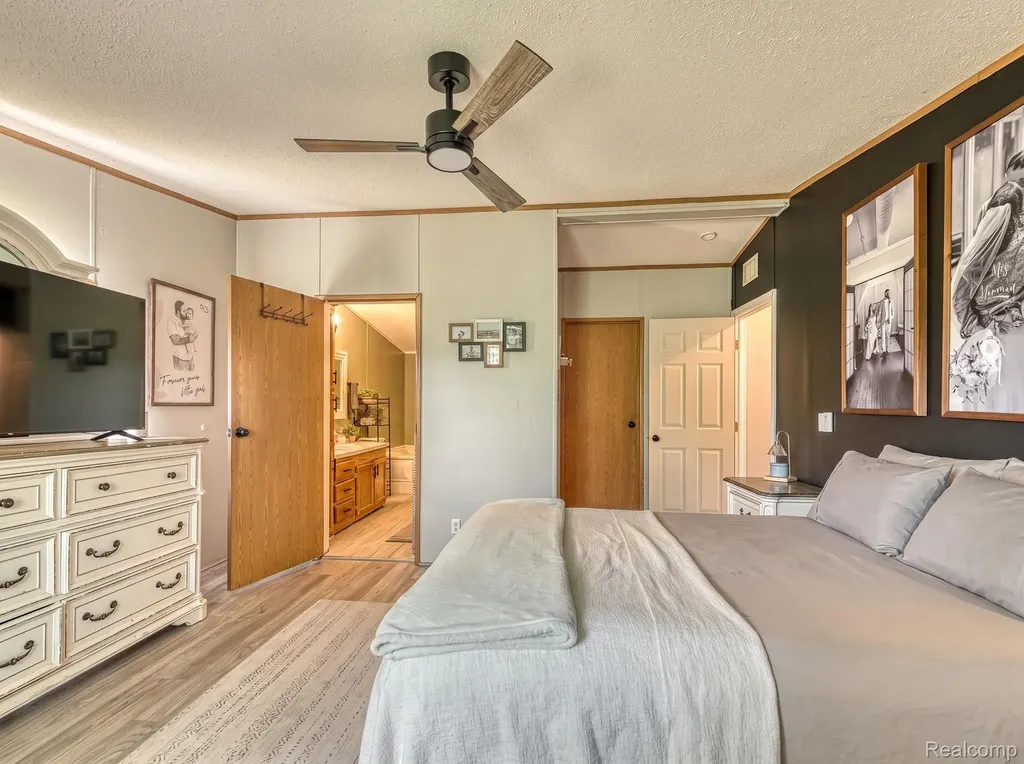 938 Tanner Landing Raisinville Township MI 48161