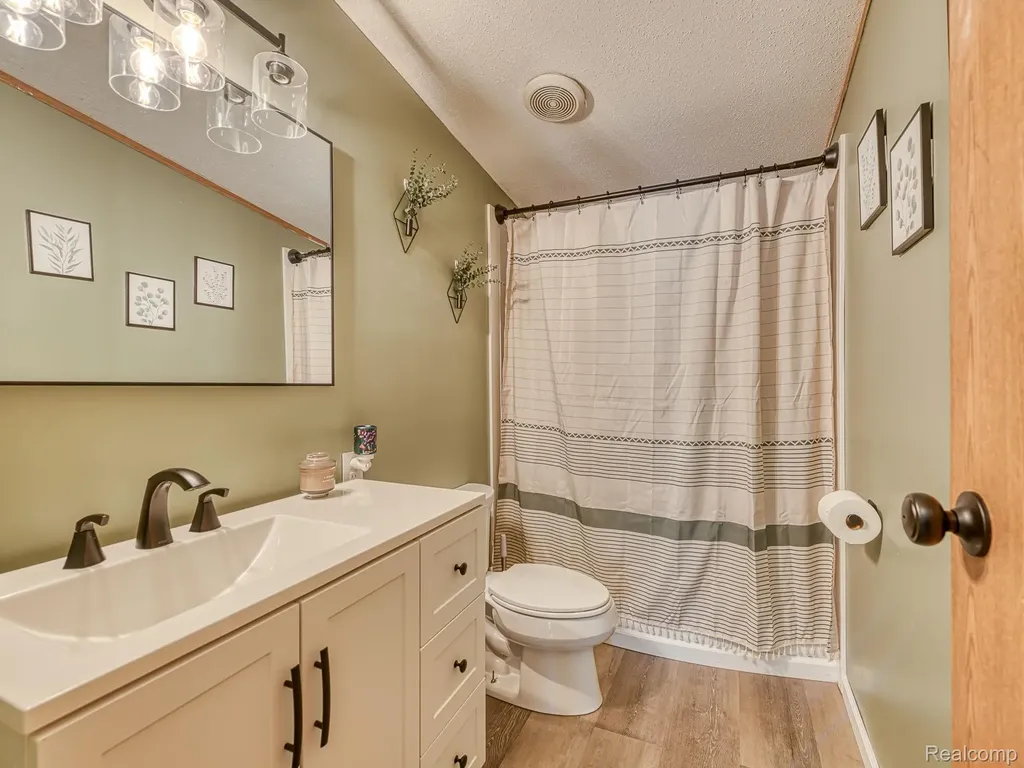 938 Tanner Landing Raisinville Township MI 48161