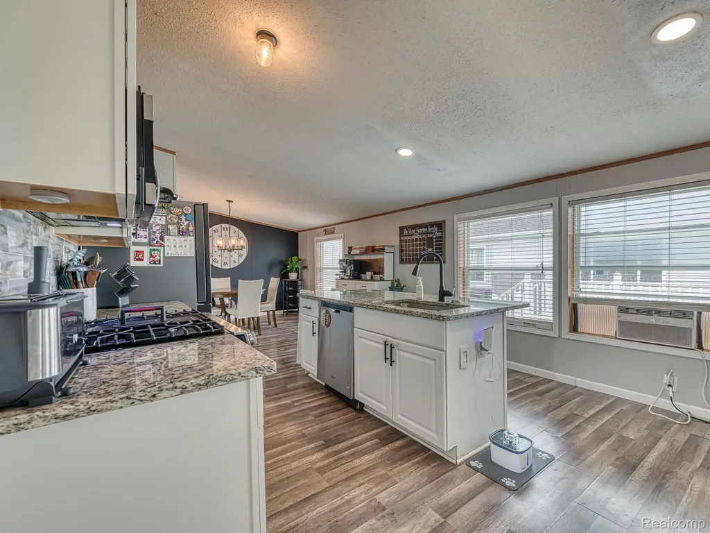 938 Tanner Landing Raisinville Township MI 48161