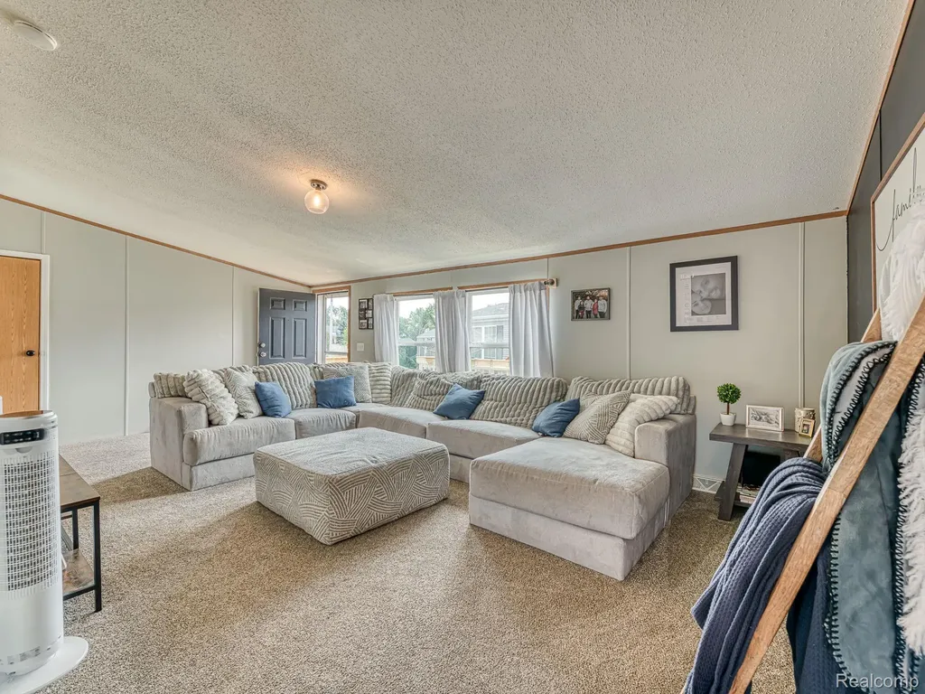 938 Tanner Landing Raisinville Township MI 48161