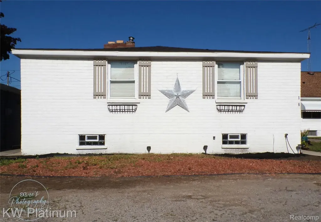 7146 Hillcrest Drive Burtchville Township MI 48059