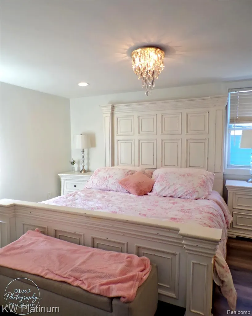 7146 Hillcrest Drive Burtchville Township MI 48059