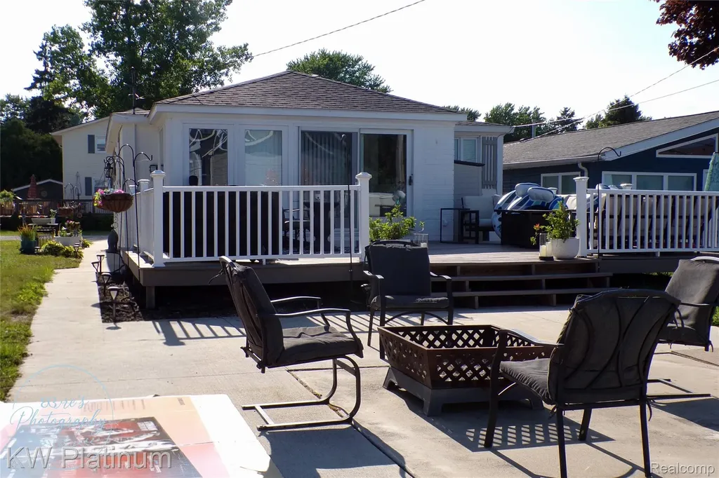 7146 Hillcrest Drive Burtchville Township MI 48059