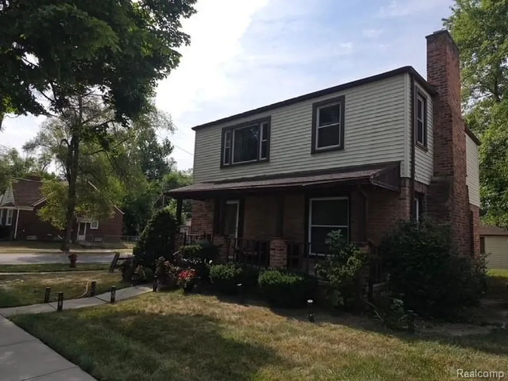 25501 Pembroke Avenue Redford Charter Township MI 48240