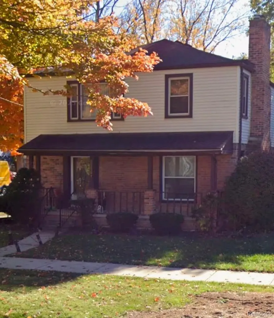 25501 Pembroke Avenue Redford Charter Township MI 48240