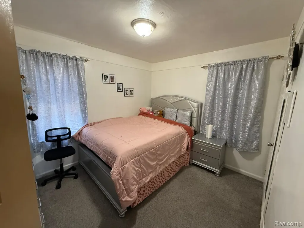 6741 Vaughan Street Detroit City MI 48228