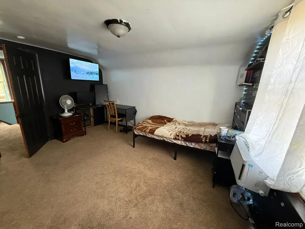 6741 Vaughan Street Detroit City MI 48228