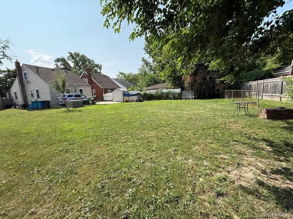 6741 Vaughan Street Detroit City MI 48228