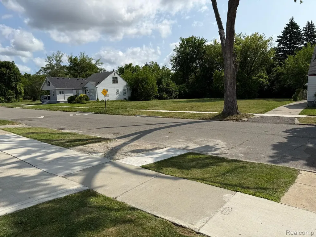 6741 Vaughan Street Detroit City MI 48228
