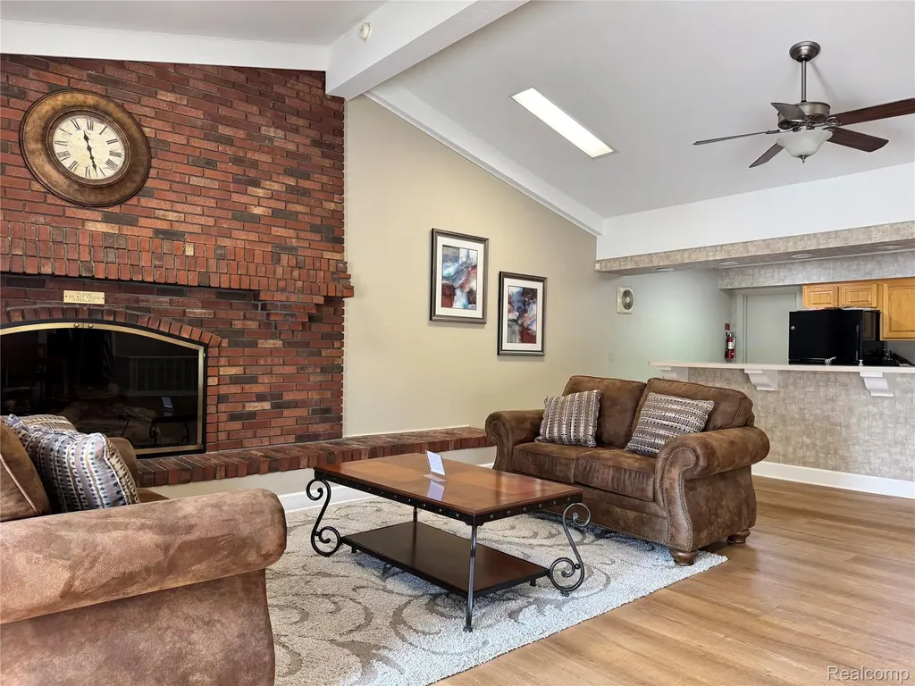 37136 Charter Oaks Boulevard Clinton Charter Township MI 48036