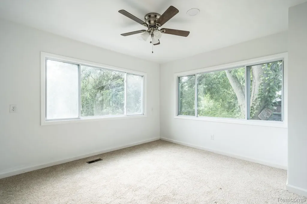 15430 Bramell Street Detroit City MI 48223