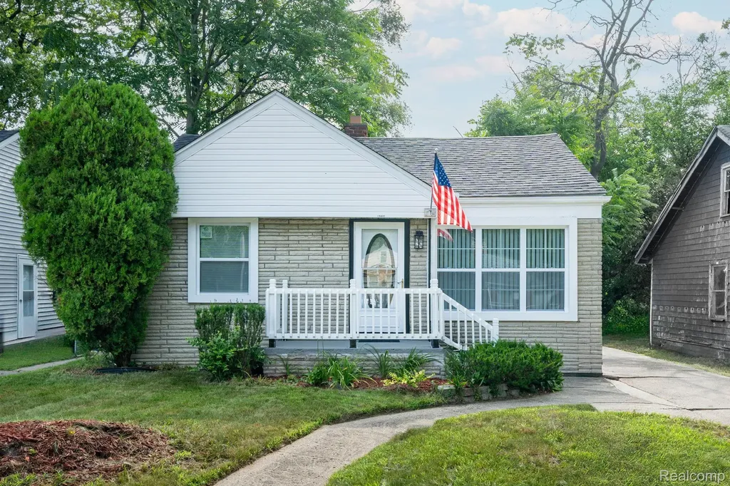 15430 Bramell Street Detroit City MI 48223