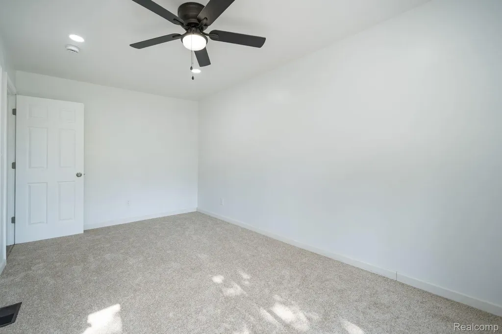 15430 Bramell Street Detroit City MI 48223
