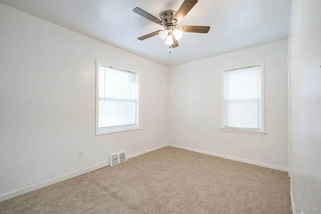 15430 Bramell Street Detroit City MI 48223