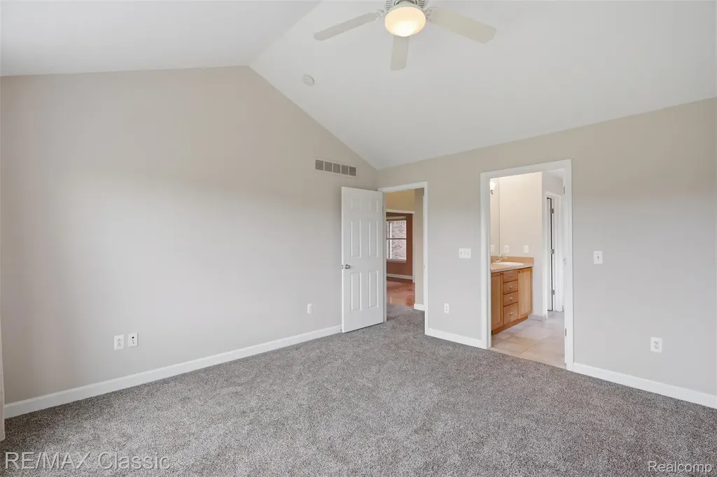 6340 Stonewood Drive White Lake Charter Township MI 48383