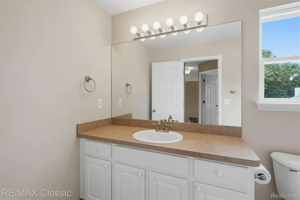 6340 Stonewood Drive White Lake Charter Township MI 48383