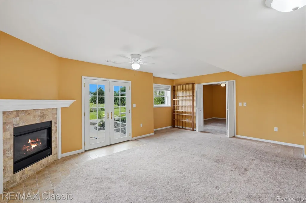 6340 Stonewood Drive White Lake Charter Township MI 48383