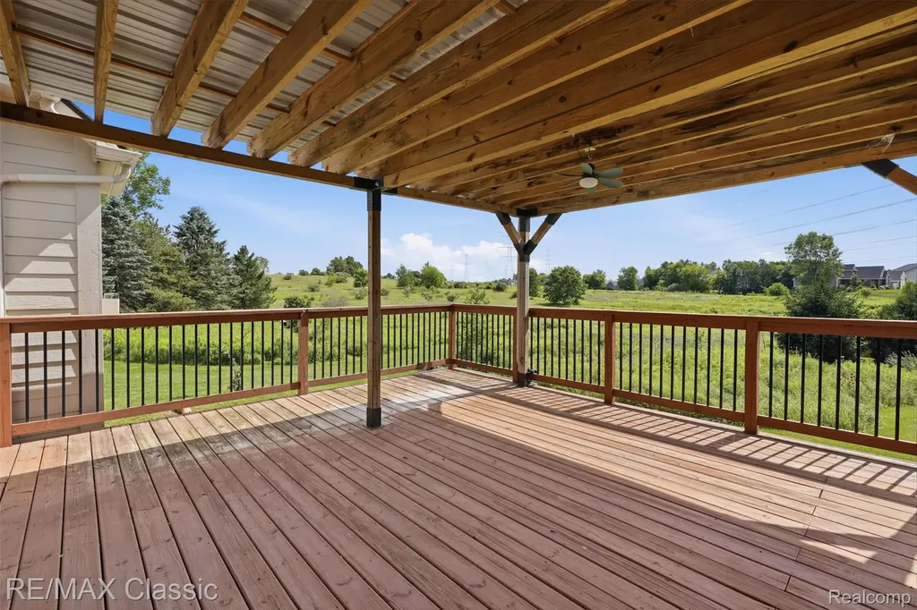 6340 Stonewood Drive White Lake Charter Township MI 48383