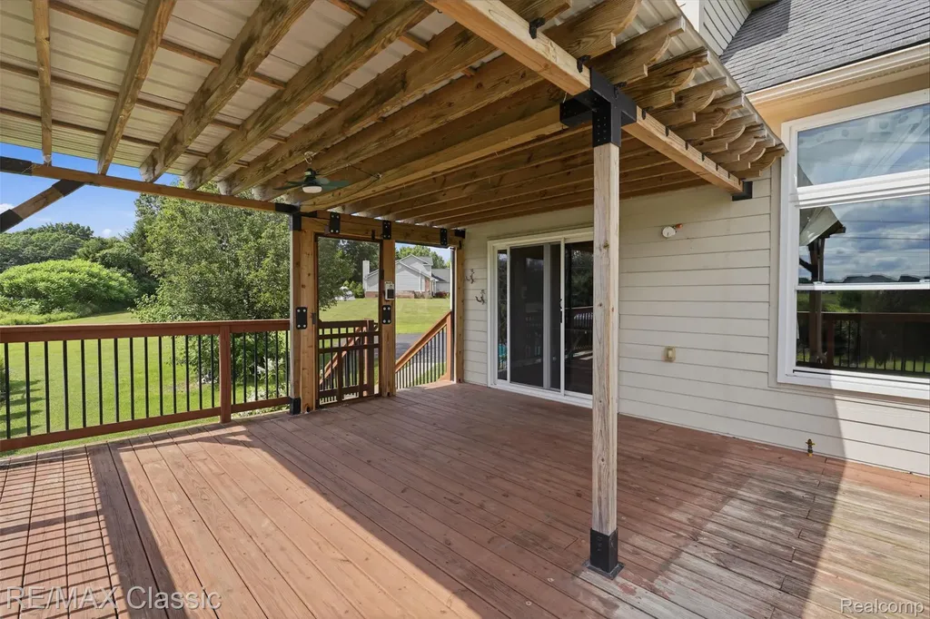 6340 Stonewood Drive White Lake Charter Township MI 48383