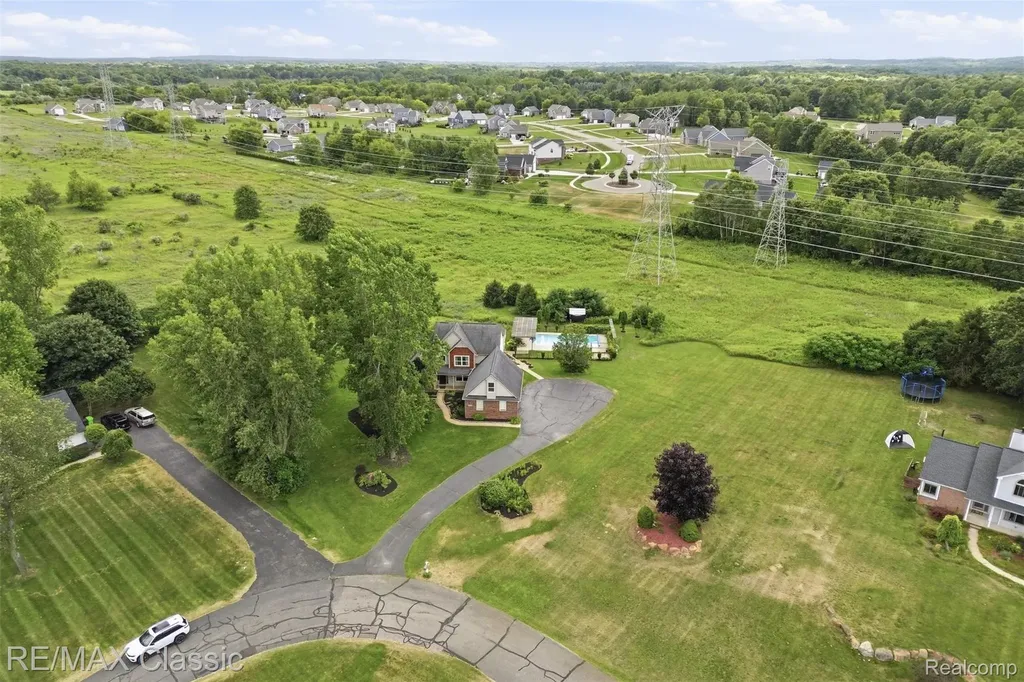 6340 Stonewood Drive White Lake Charter Township MI 48383