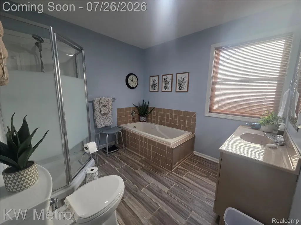926 Bauman Avenue Royal Oak City MI 48073