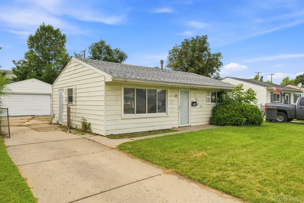 7546 Pine Street Taylor City MI 48180