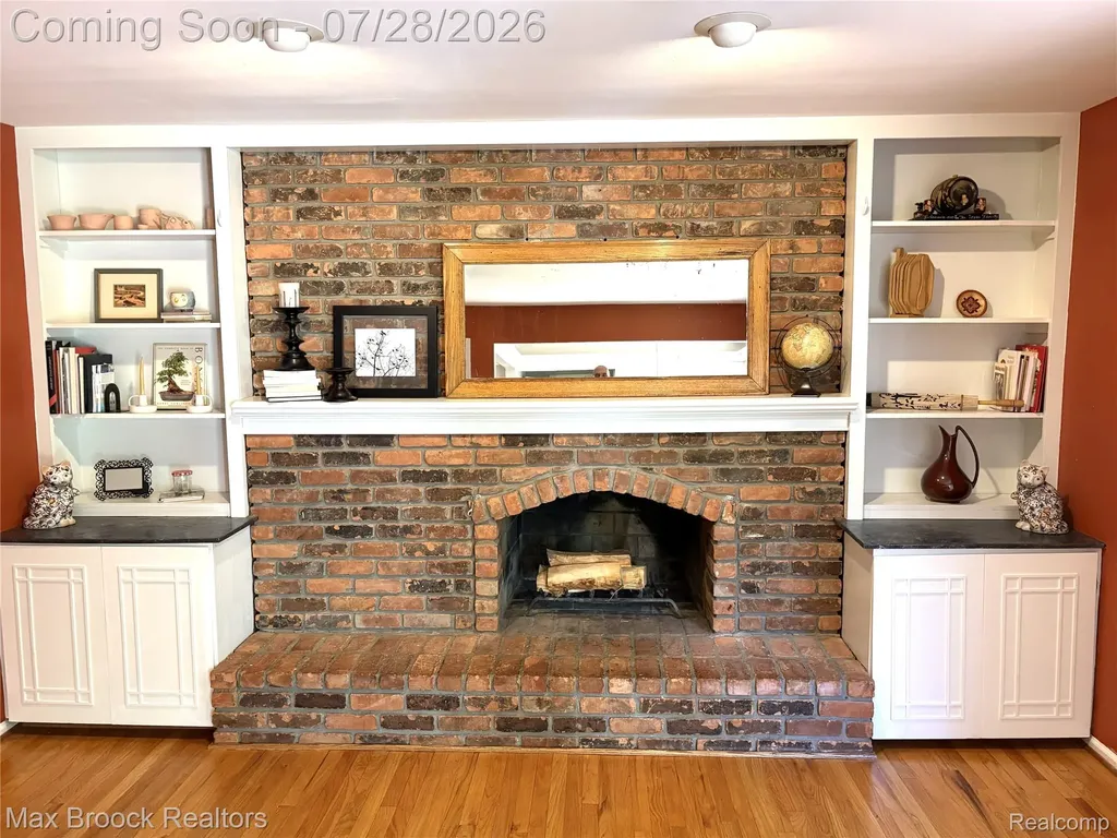 5443 Berwyck Drive Troy City MI 48085