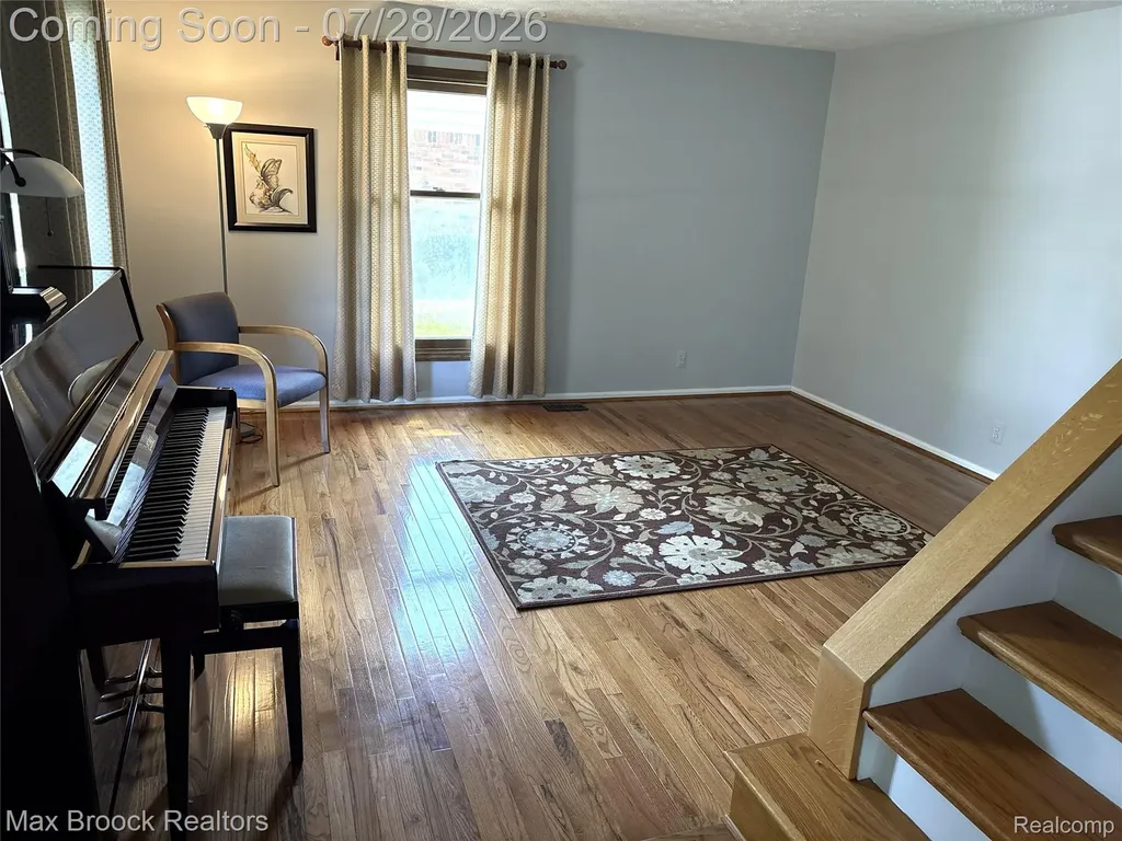 5443 Berwyck Drive Troy City MI 48085