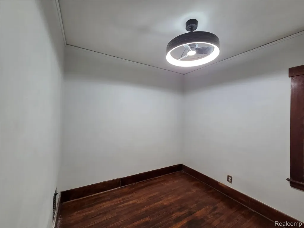170 Geneva Street Highland Park City MI 48203