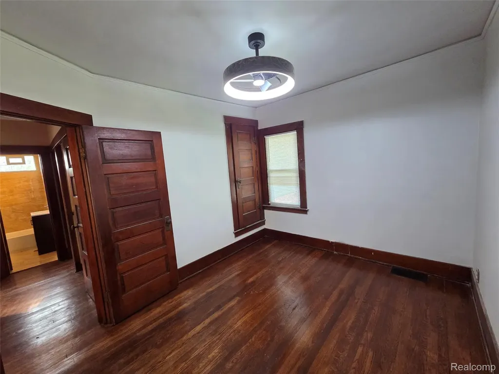 170 Geneva Street Highland Park City MI 48203