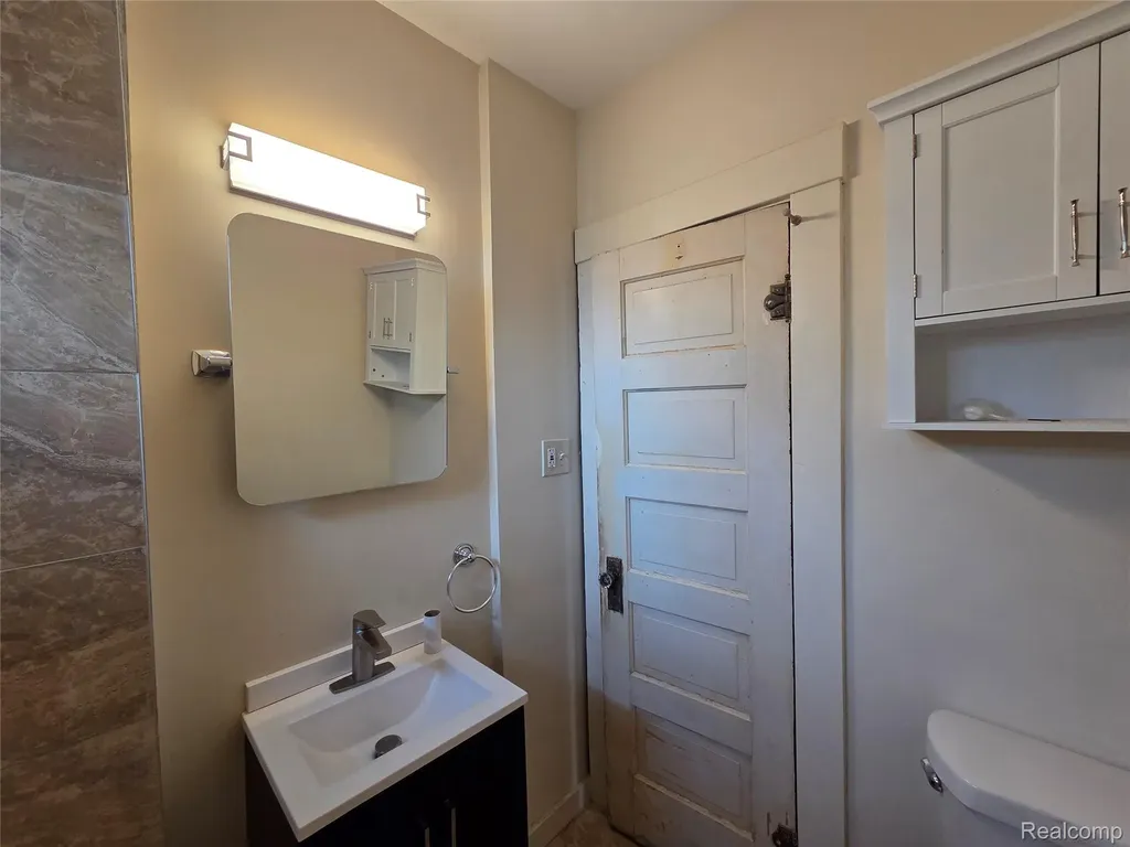 170 Geneva Street Highland Park City MI 48203