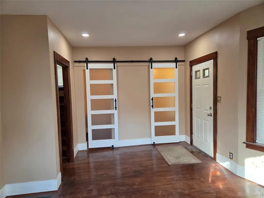 170 Geneva Street Highland Park City MI 48203