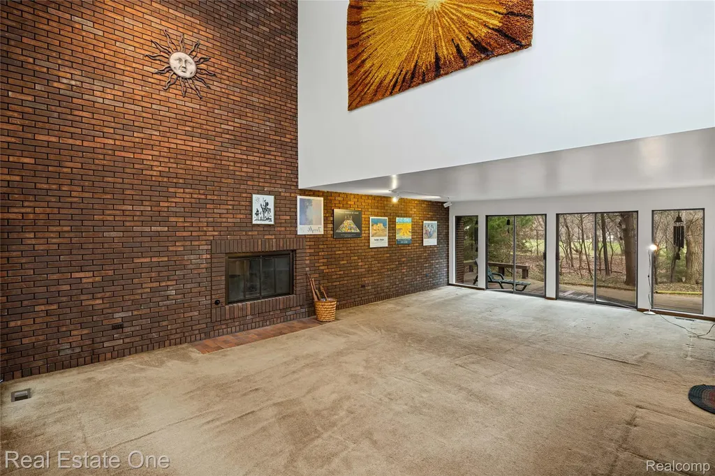 32674 Bingham Lane Bingham Farms Village MI 48025