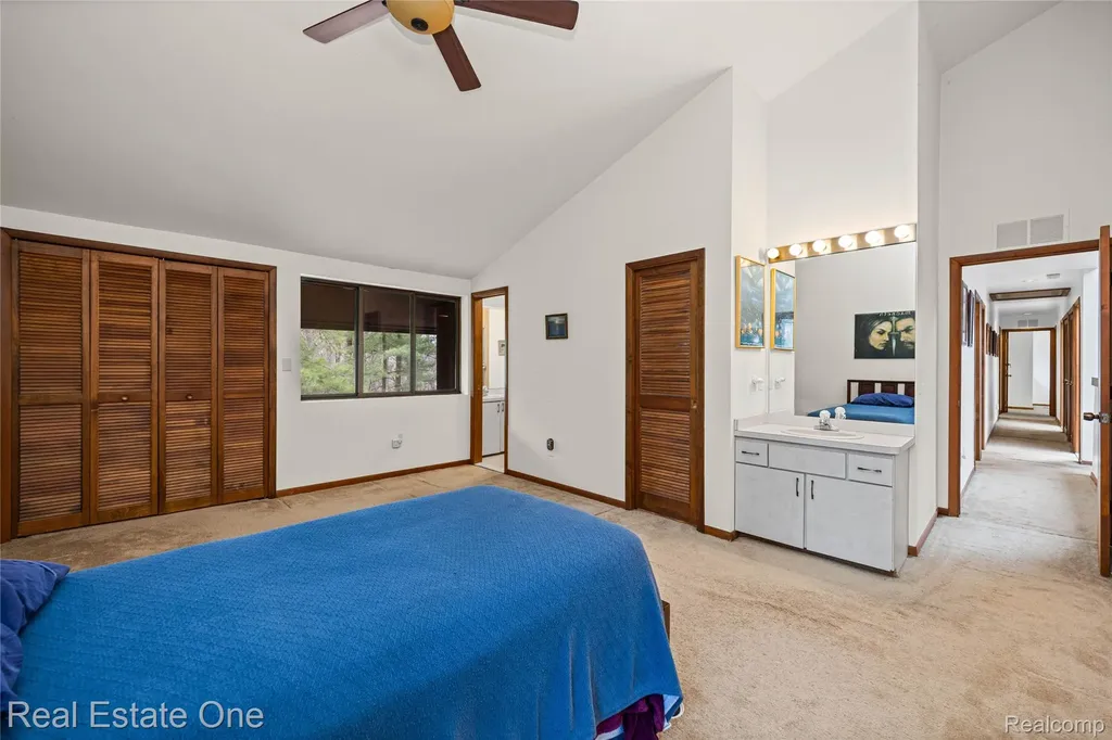 32674 Bingham Lane Bingham Farms Village MI 48025