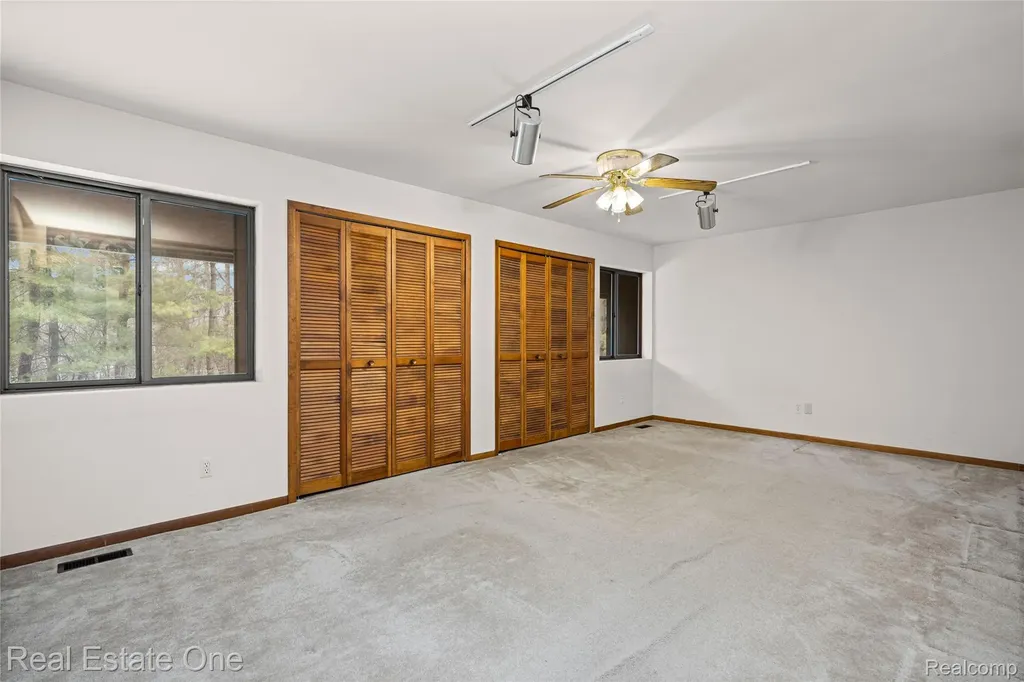 32674 Bingham Lane Bingham Farms Village MI 48025