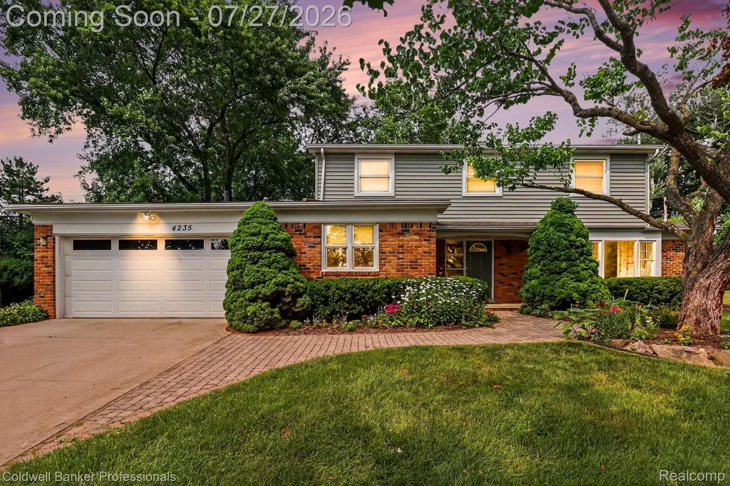 4235 Claire Court West Bloomfield Charter Township MI 48323