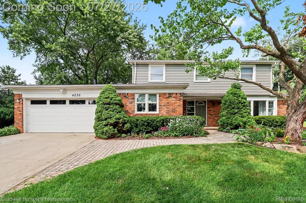 4235 Claire Court West Bloomfield Charter Township MI 48323