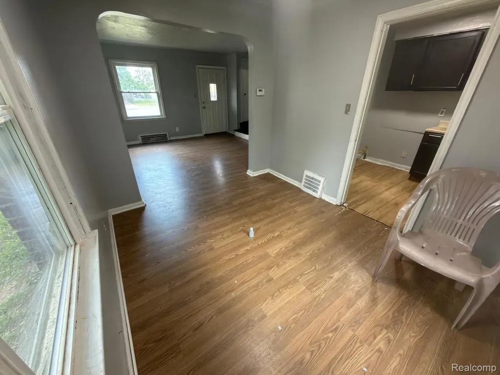 8837 Evergreen Avenue Detroit City MI 48228