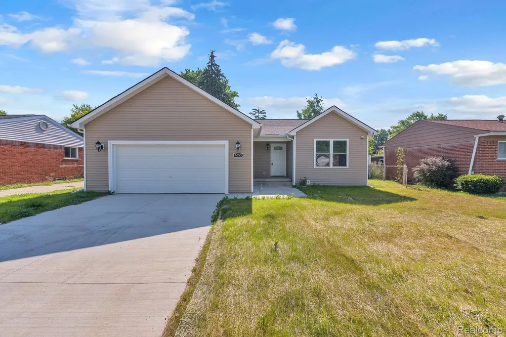 6653 Niagara Street Romulus City MI 48174