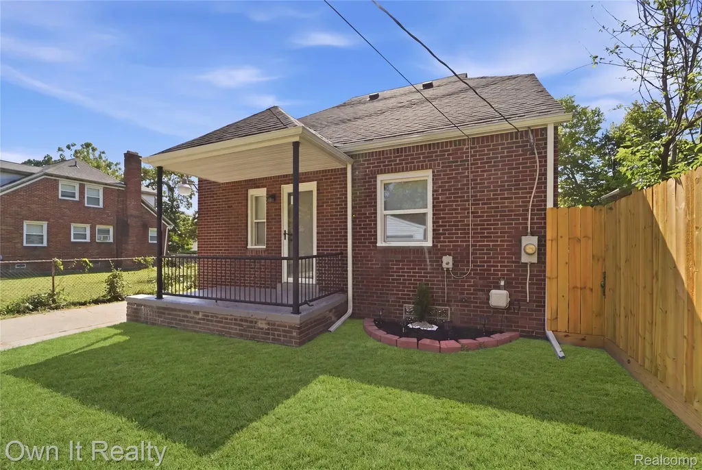 7716 Piedmont Street Detroit City MI 48228
