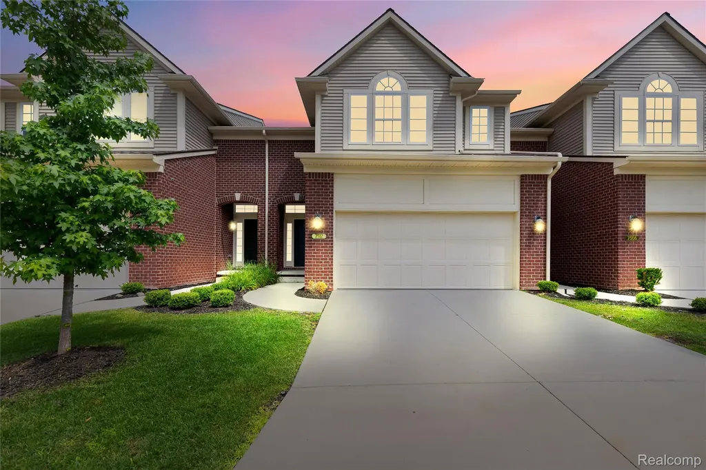 7512 Berry Wood Lane West Bloomfield Charter Township MI 48322