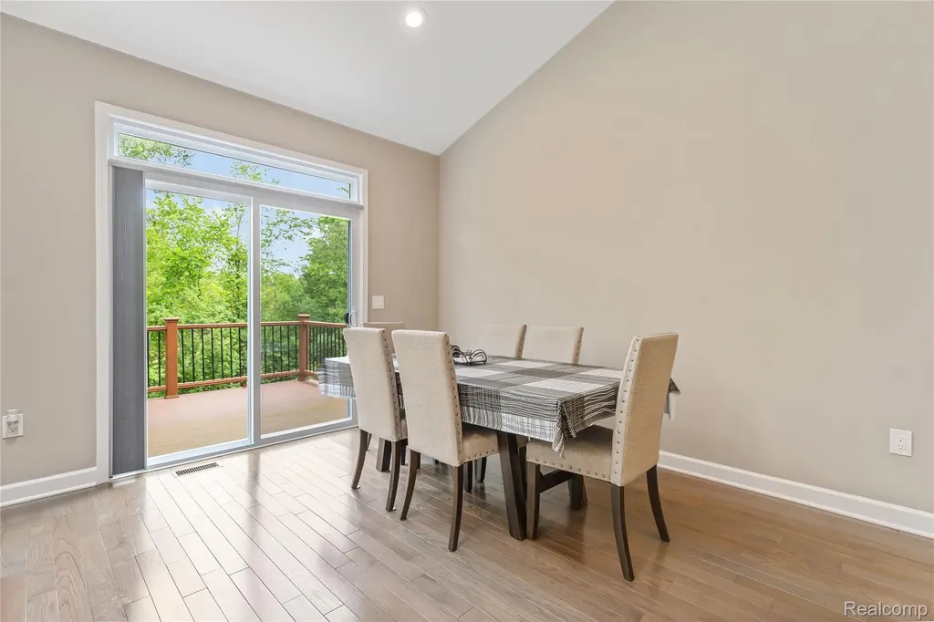 7512 Berry Wood Lane West Bloomfield Charter Township MI 48322