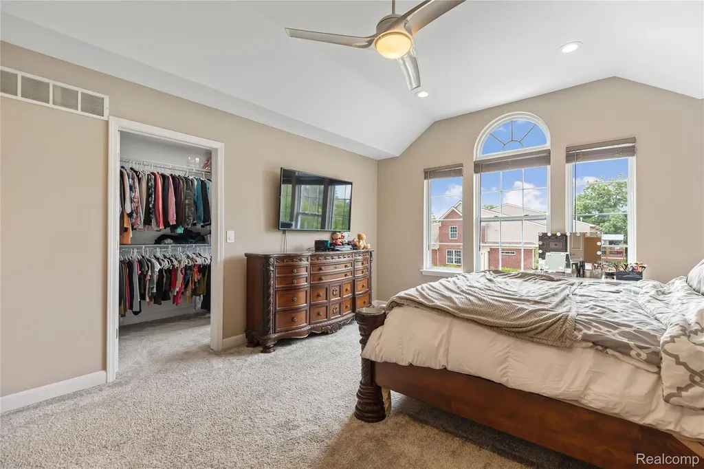 7512 Berry Wood Lane West Bloomfield Charter Township MI 48322
