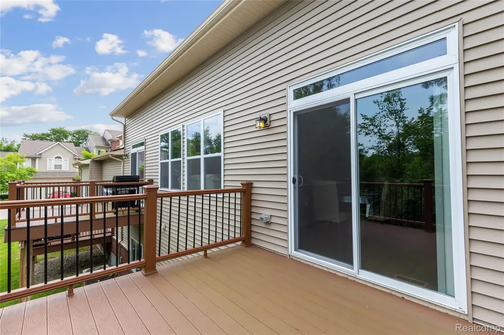 7512 Berry Wood Lane West Bloomfield Charter Township MI 48322