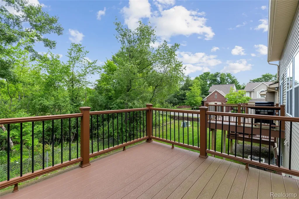 7512 Berry Wood Lane West Bloomfield Charter Township MI 48322