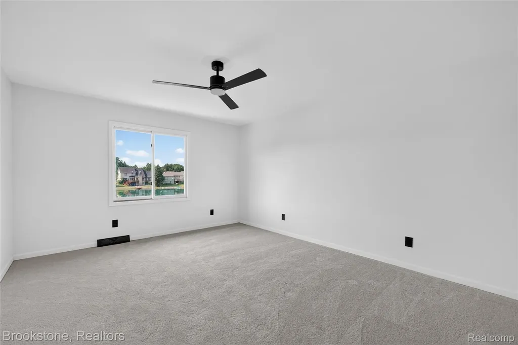 8828 Grace Street Shelby Charter Township MI 48317